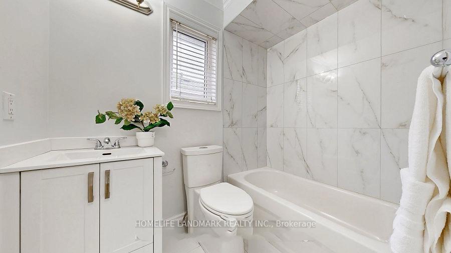 Photo 17 of 113 Solway Avenue, Vaughan, Maple — HOMEH