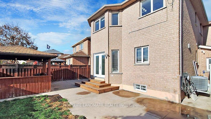 Photo 21 of 113 Solway Avenue, Vaughan, Maple — HOMEH