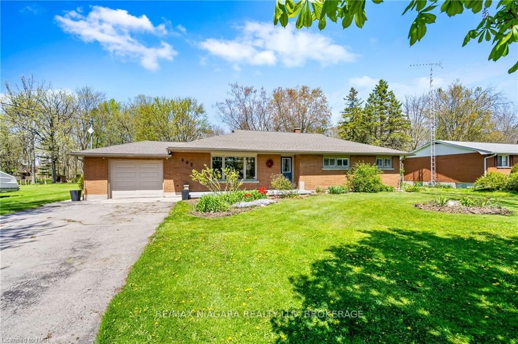 Photo 3 of 462 Lyons Creek Road, Welland, Cooks Mills — HOMEH