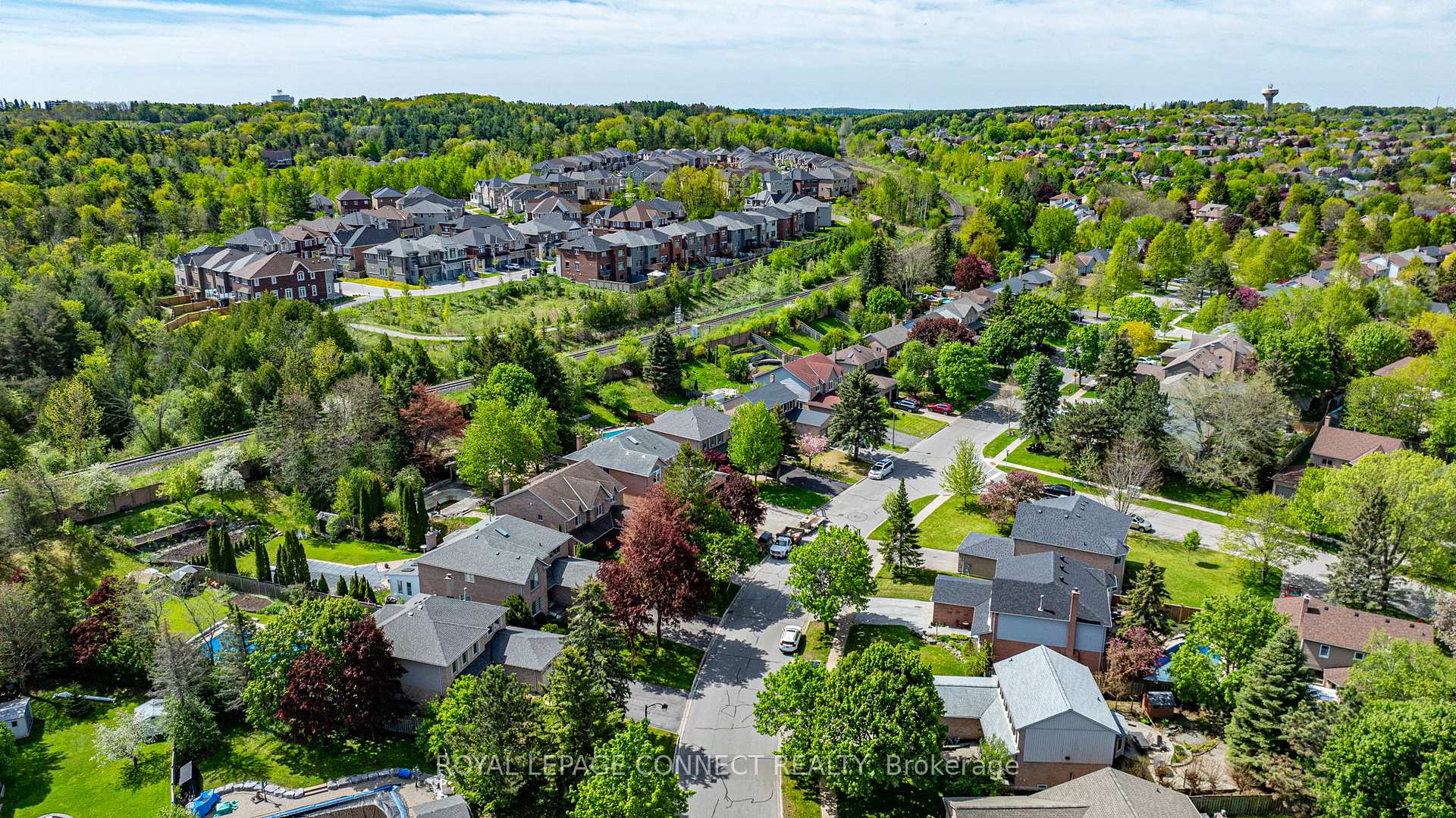 Photo 49 of 2 Milgate Place, Aurora, Aurora Highlands — HOMEH