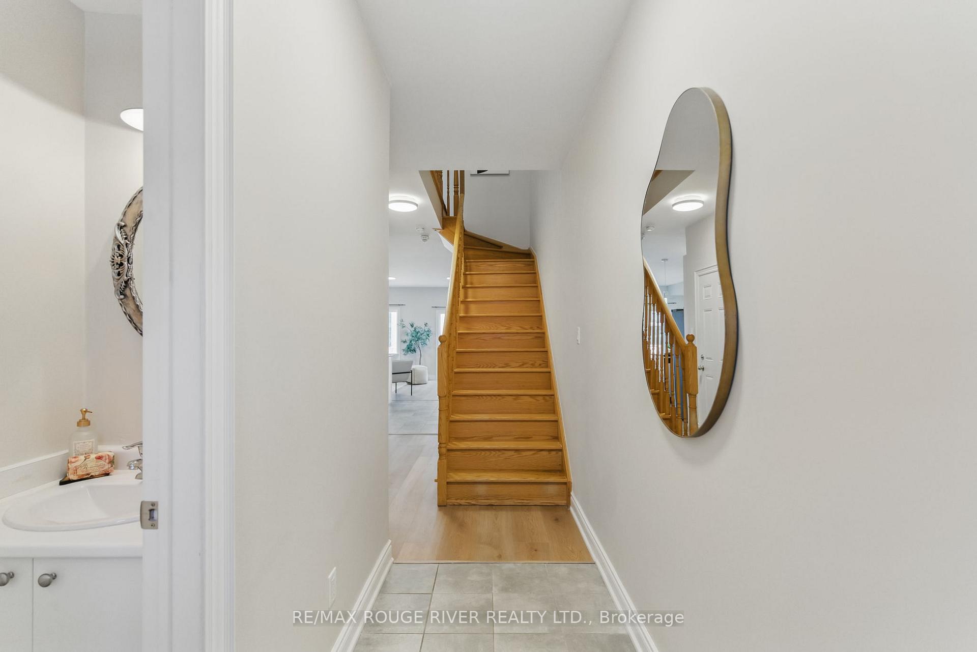 Photo 2 of 4 Prospect Way, Whitby, Pringle Creek — HOMEH