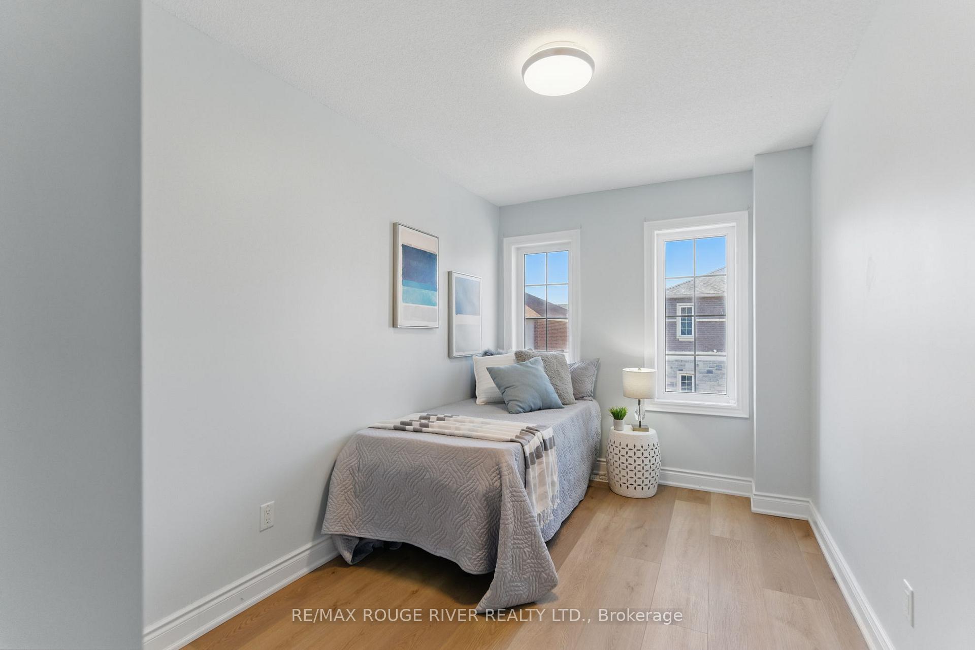 Photo 27 of 4 Prospect Way, Whitby, Pringle Creek — HOMEH