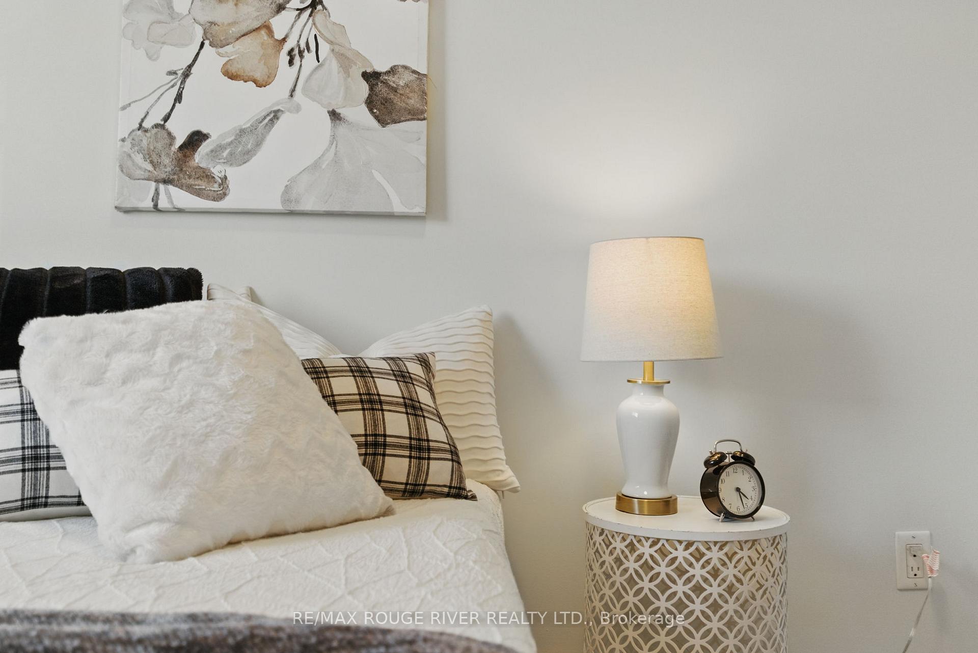 Photo 33 of 4 Prospect Way, Whitby, Pringle Creek — HOMEH