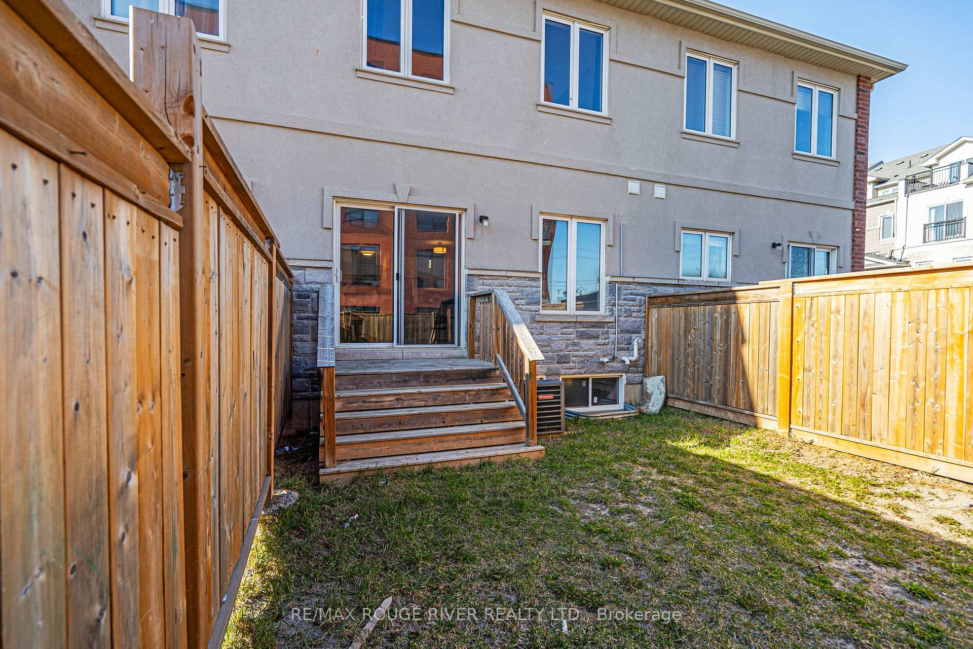 Photo 48 of 4 Prospect Way, Whitby, Pringle Creek — HOMEH