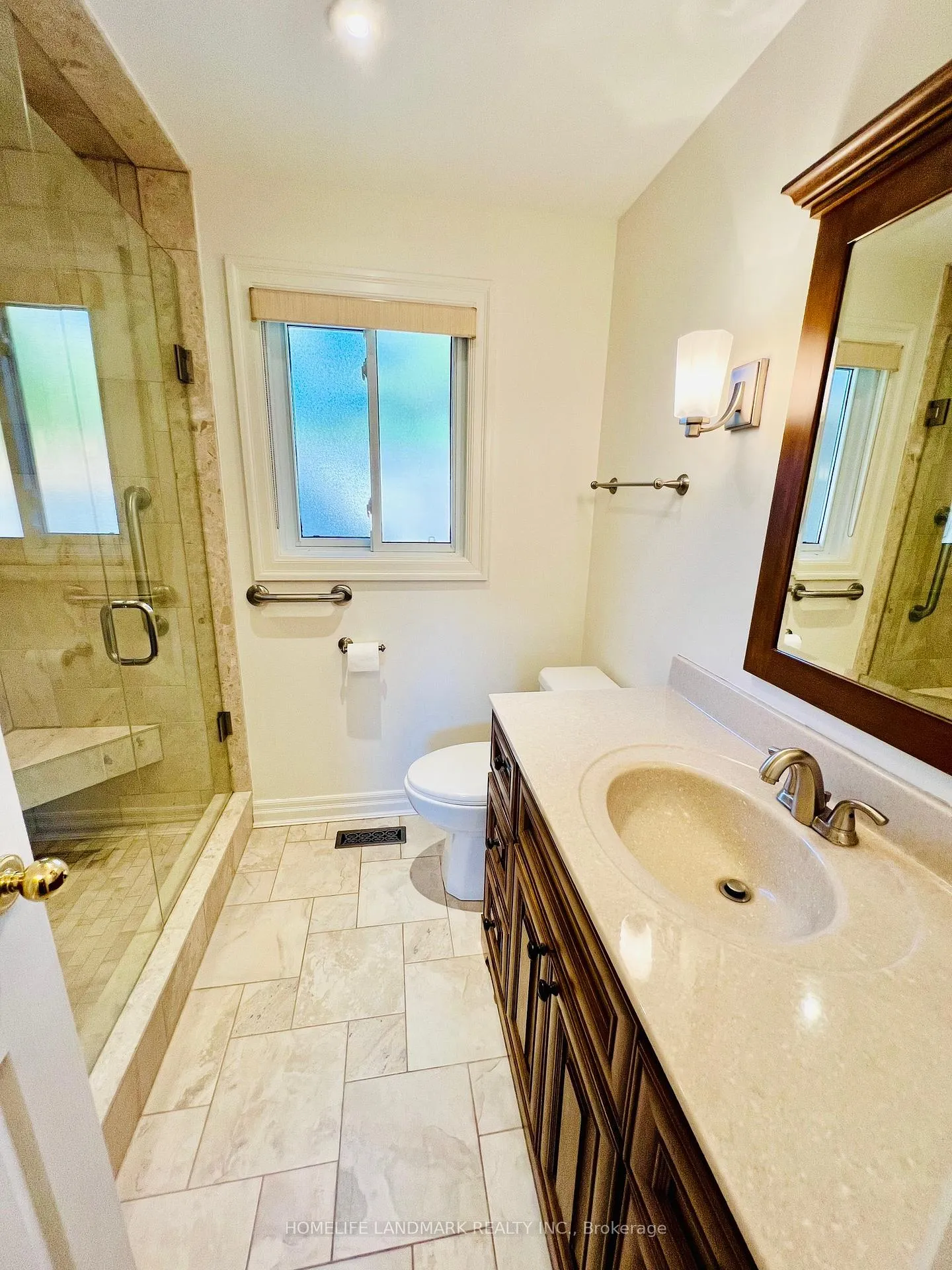 Photo 10 of 74 Devins Drive, Aurora, Aurora Heights — HOMEH