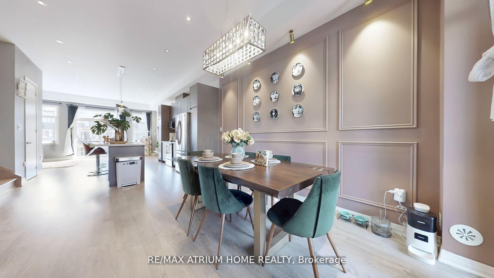 Photo 7 of 143 Arianna Crescent W, Vaughan, Patterson — HOMEH