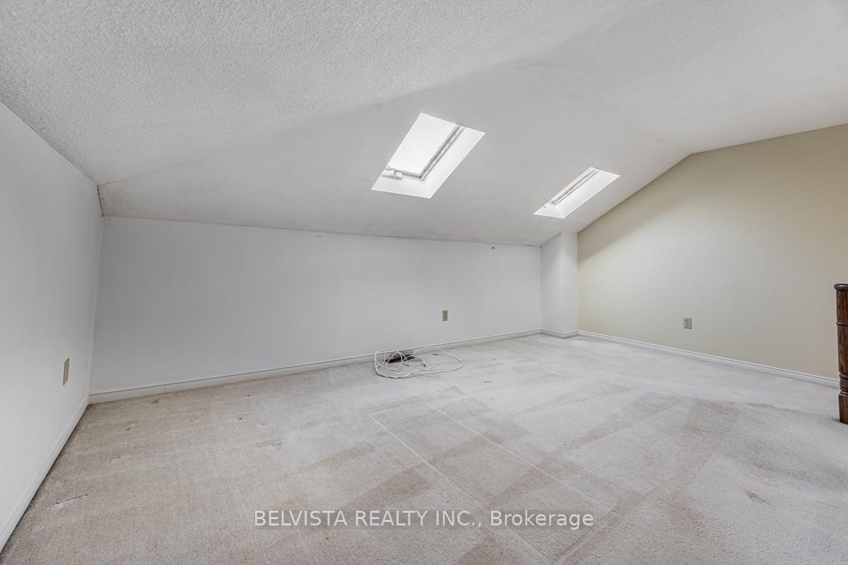 Photo 28 of 1597 Heathside Crescent, Pickering, Liverpool — HOMEH