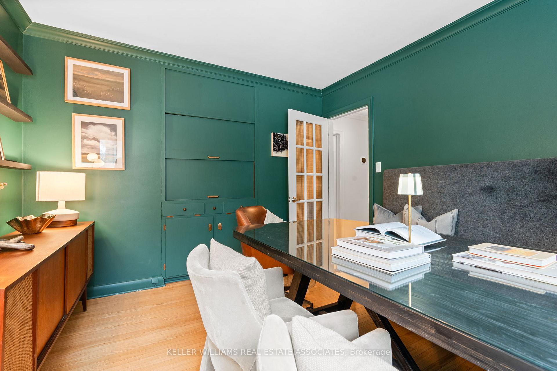 Photo 14 of 406 Saint John Street W, Whitby, Downtown Whitby — HOMEH
