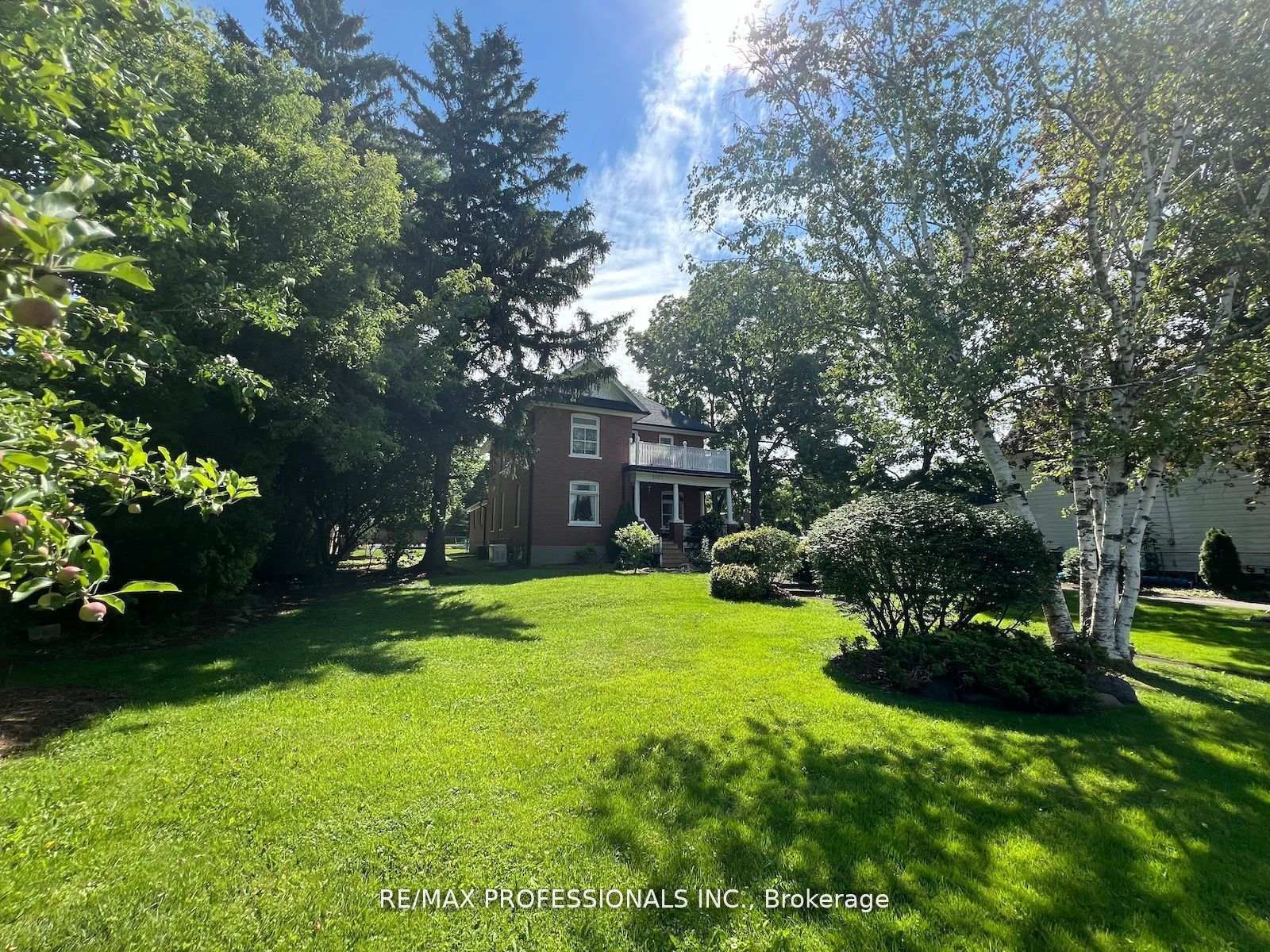 Front of 5057 Old Brock Road