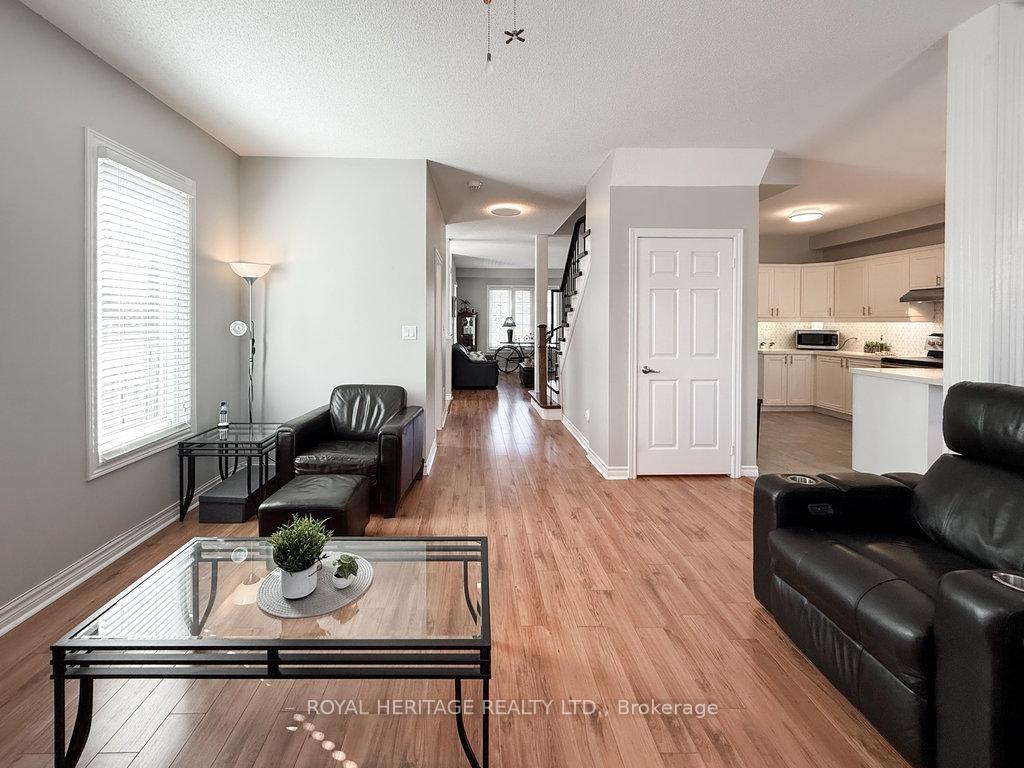 Photo 19 of 8 Bedell Crescent, Whitby, Rolling Acres — HOMEH