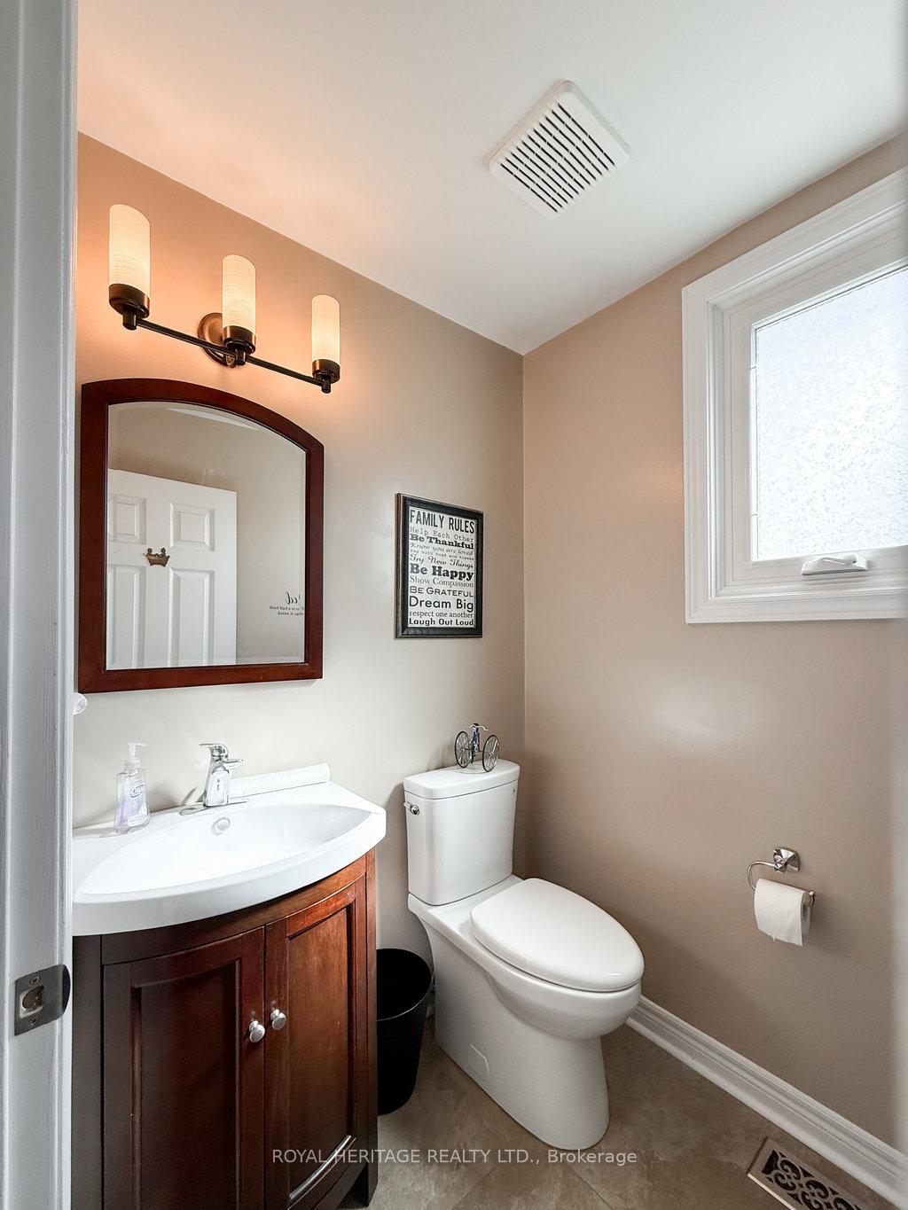 Photo 22 of 8 Bedell Crescent, Whitby, Rolling Acres — HOMEH