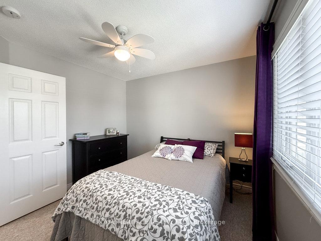 Photo 35 of 8 Bedell Crescent, Whitby, Rolling Acres — HOMEH