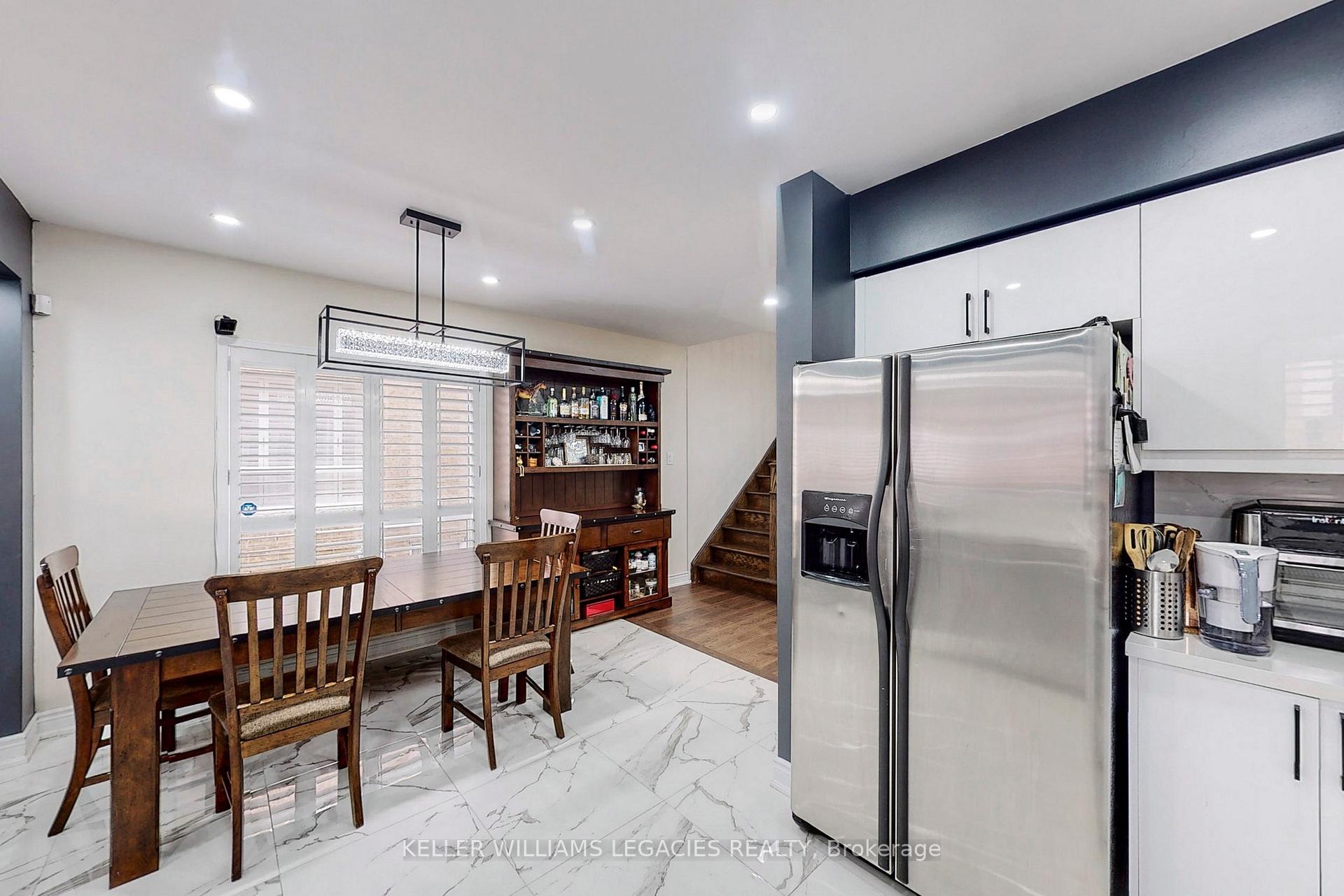Photo 12 of 56 Camino Drive, Vaughan, Vellore Village — HOMEH