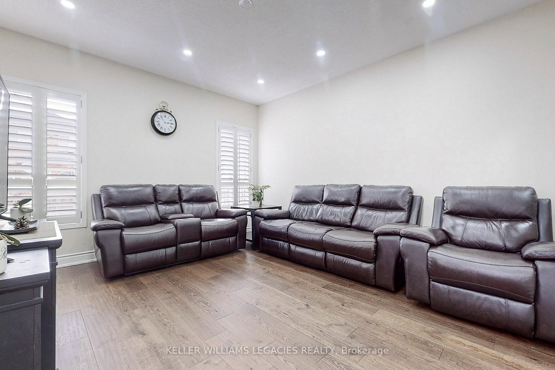 Photo 16 of 56 Camino Drive, Vaughan, Vellore Village — HOMEH