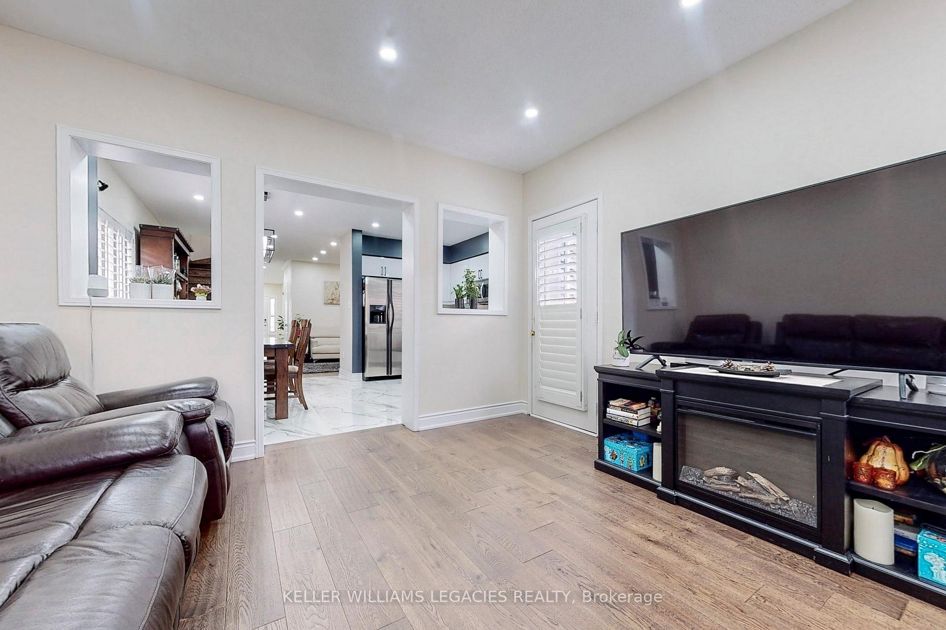 Photo 20 of 56 Camino Drive, Vaughan, Vellore Village — HOMEH