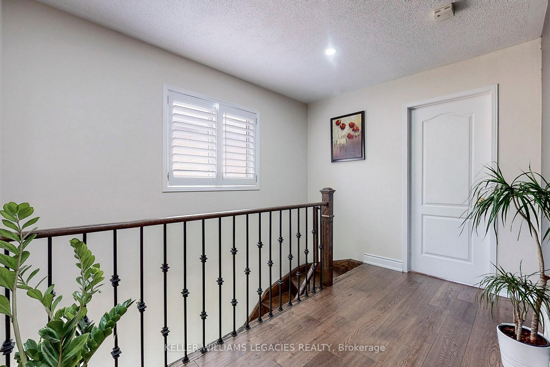 Photo 22 of 56 Camino Drive, Vaughan, Vellore Village — HOMEH