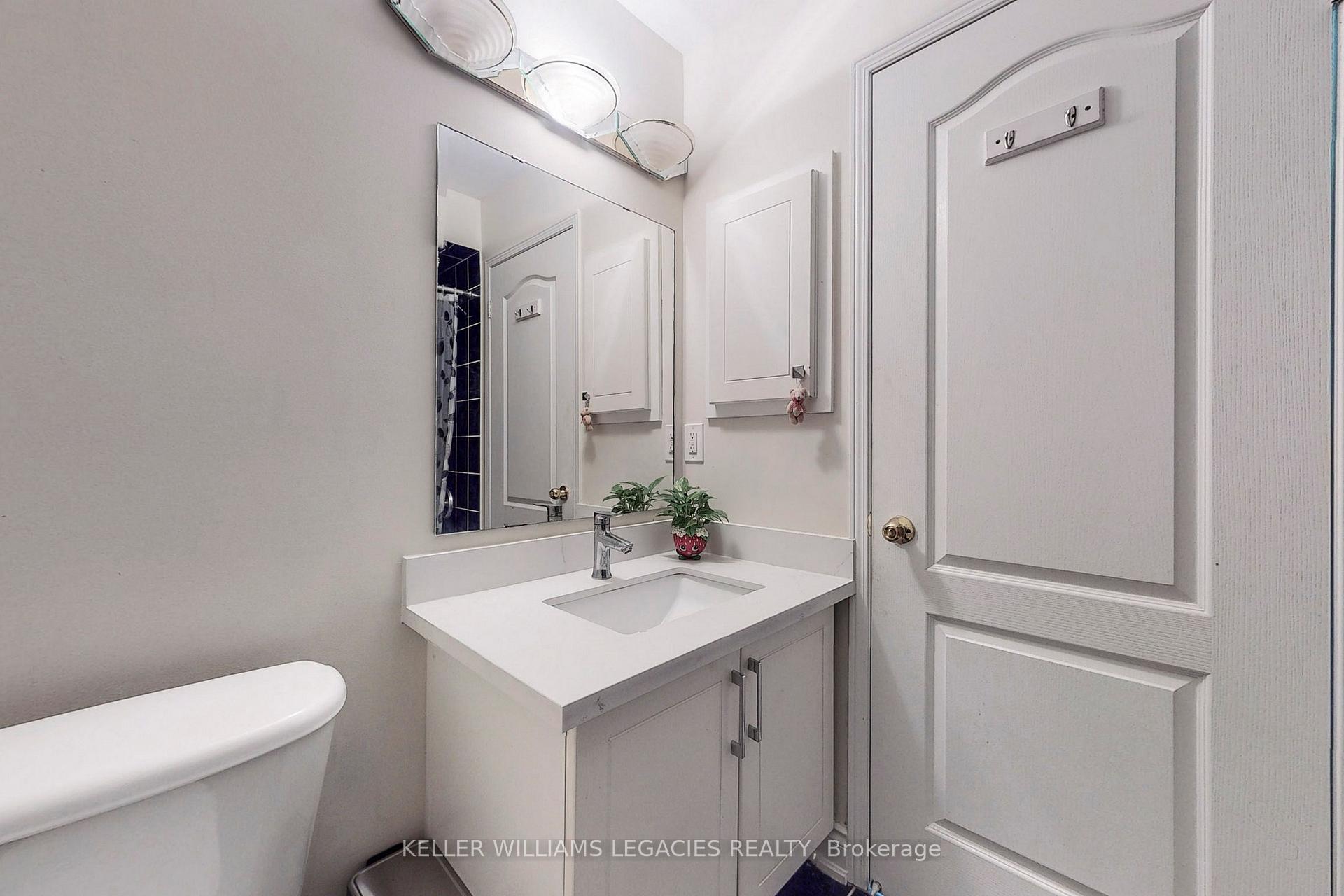 Photo 37 of 56 Camino Drive, Vaughan, Vellore Village — HOMEH