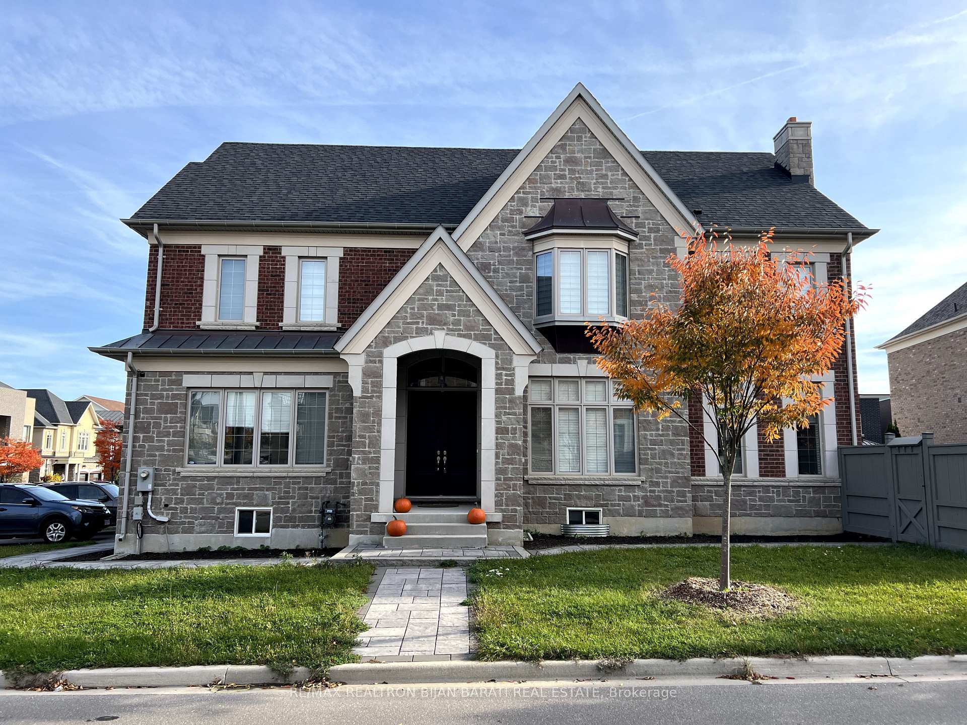 Photo 1 of 42 Hurst Avenue, Vaughan, Patterson — HOMEH