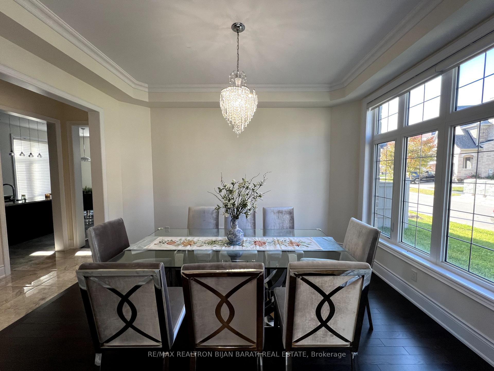 Photo 6 of 42 Hurst Avenue, Vaughan, Patterson — HOMEH
