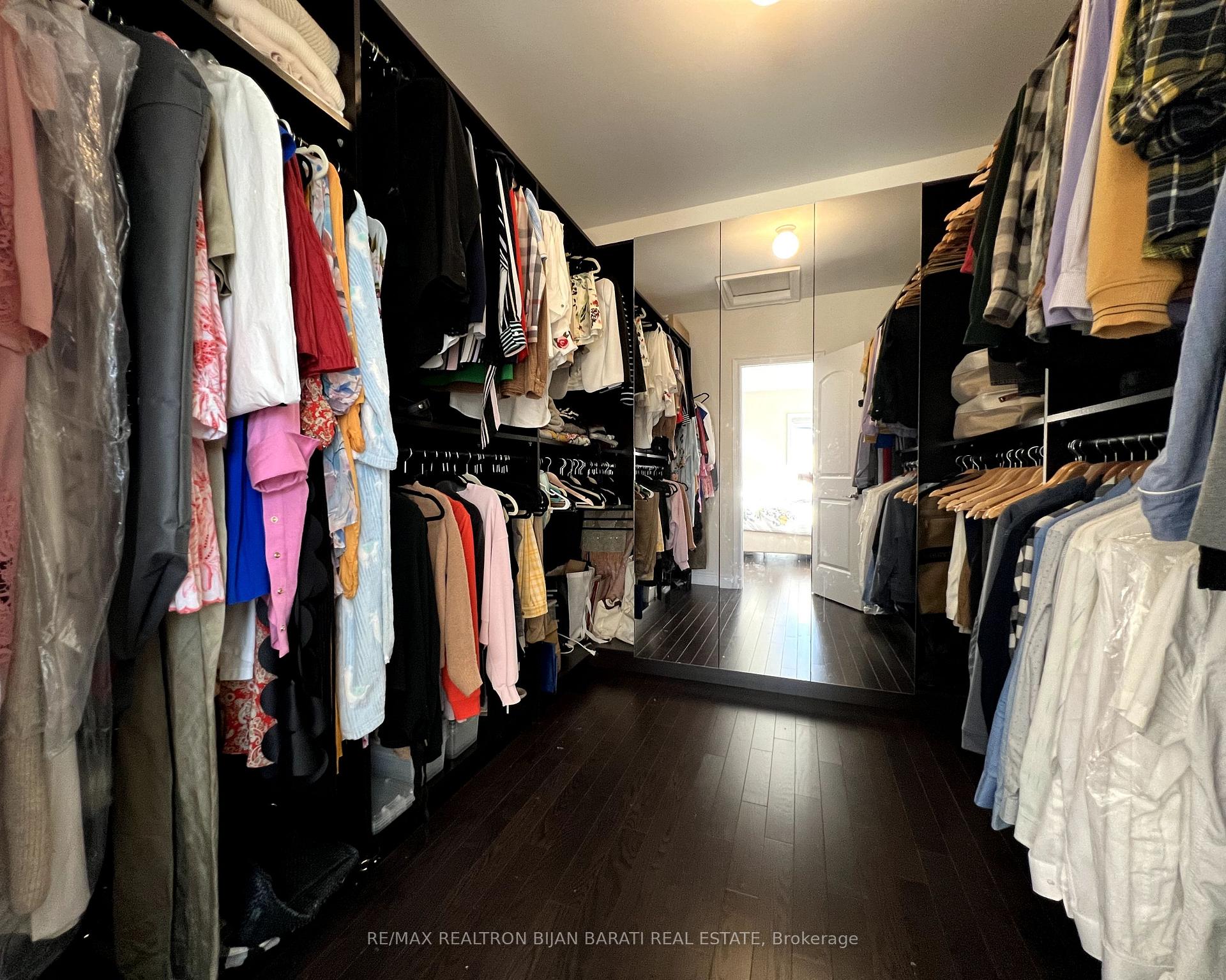 Photo 20 of 42 Hurst Avenue, Vaughan, Patterson — HOMEH