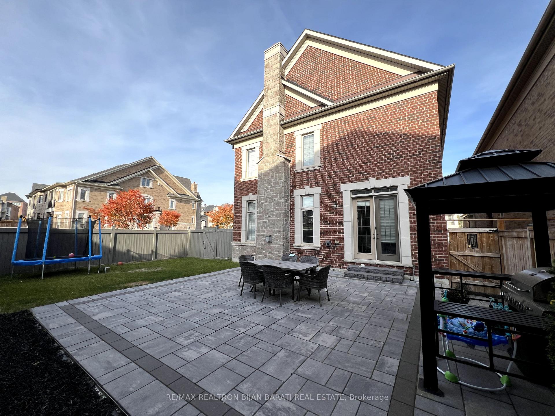 Photo 29 of 42 Hurst Avenue, Vaughan, Patterson — HOMEH