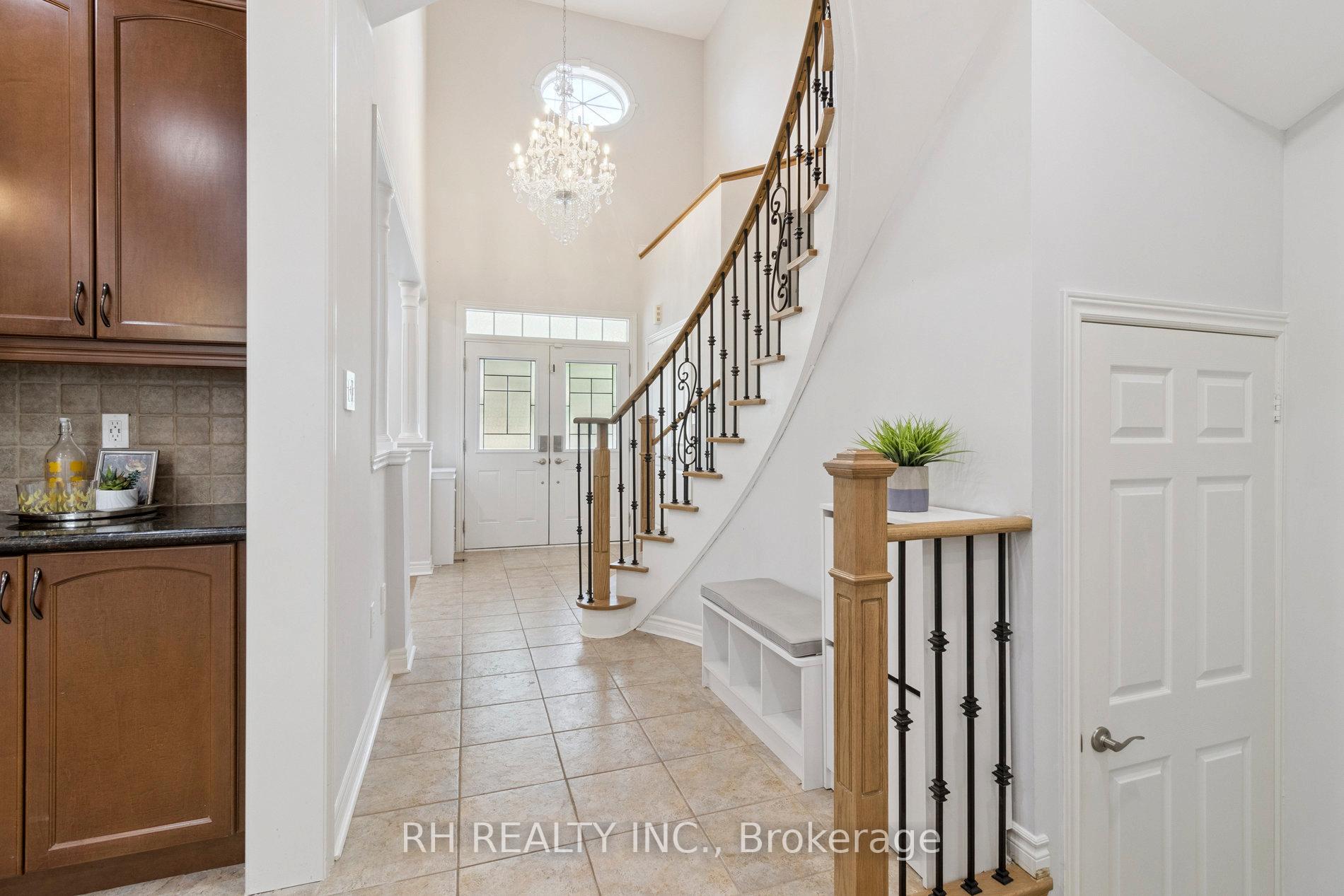Photo 8 of 23 Filippazzo Road, Vaughan, Vellore Village — HOMEH