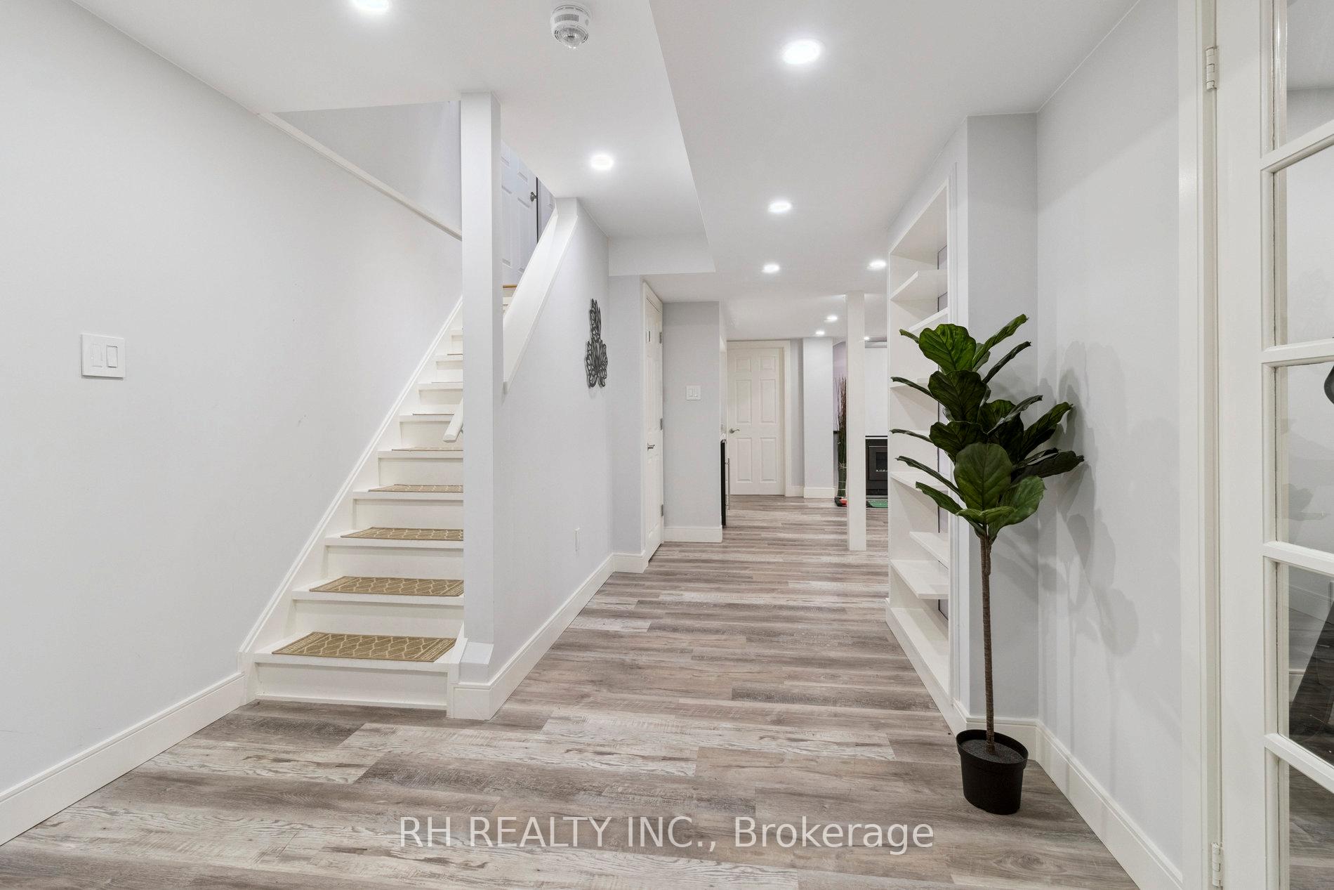Photo 33 of 23 Filippazzo Road, Vaughan, Vellore Village — HOMEH