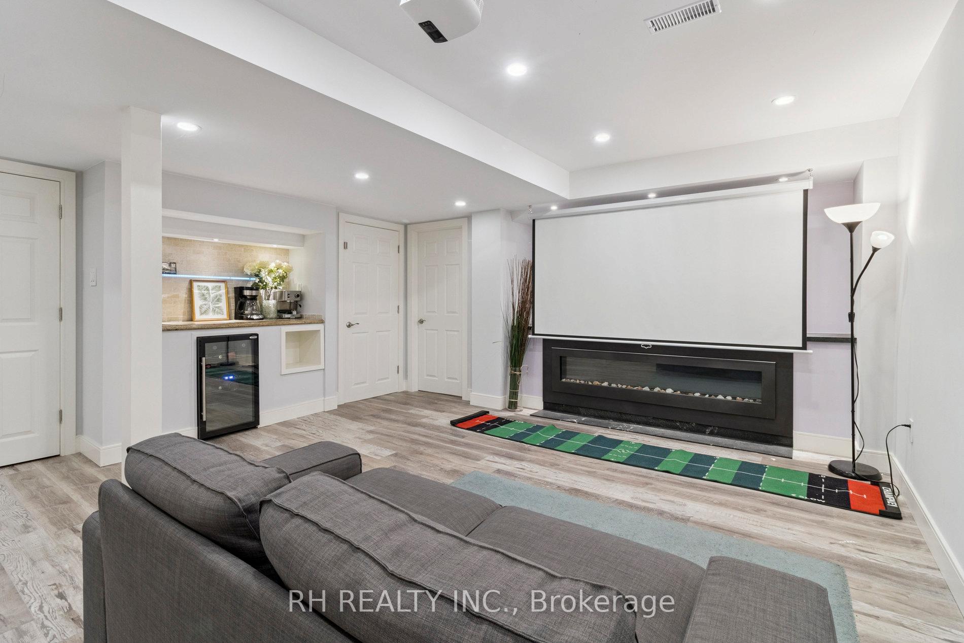 Photo 35 of 23 Filippazzo Road, Vaughan, Vellore Village — HOMEH