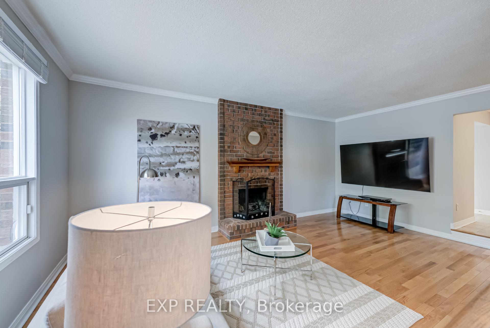 Photo 11 of 16 Jamieson Crescent, Whitby, Rolling Acres — HOMEH