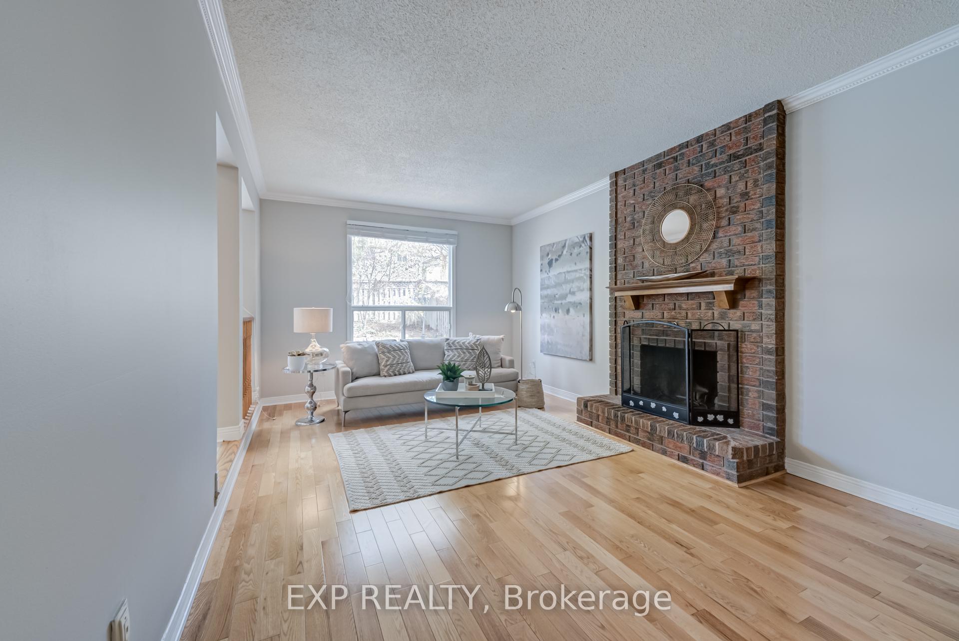 Photo 12 of 16 Jamieson Crescent, Whitby, Rolling Acres — HOMEH
