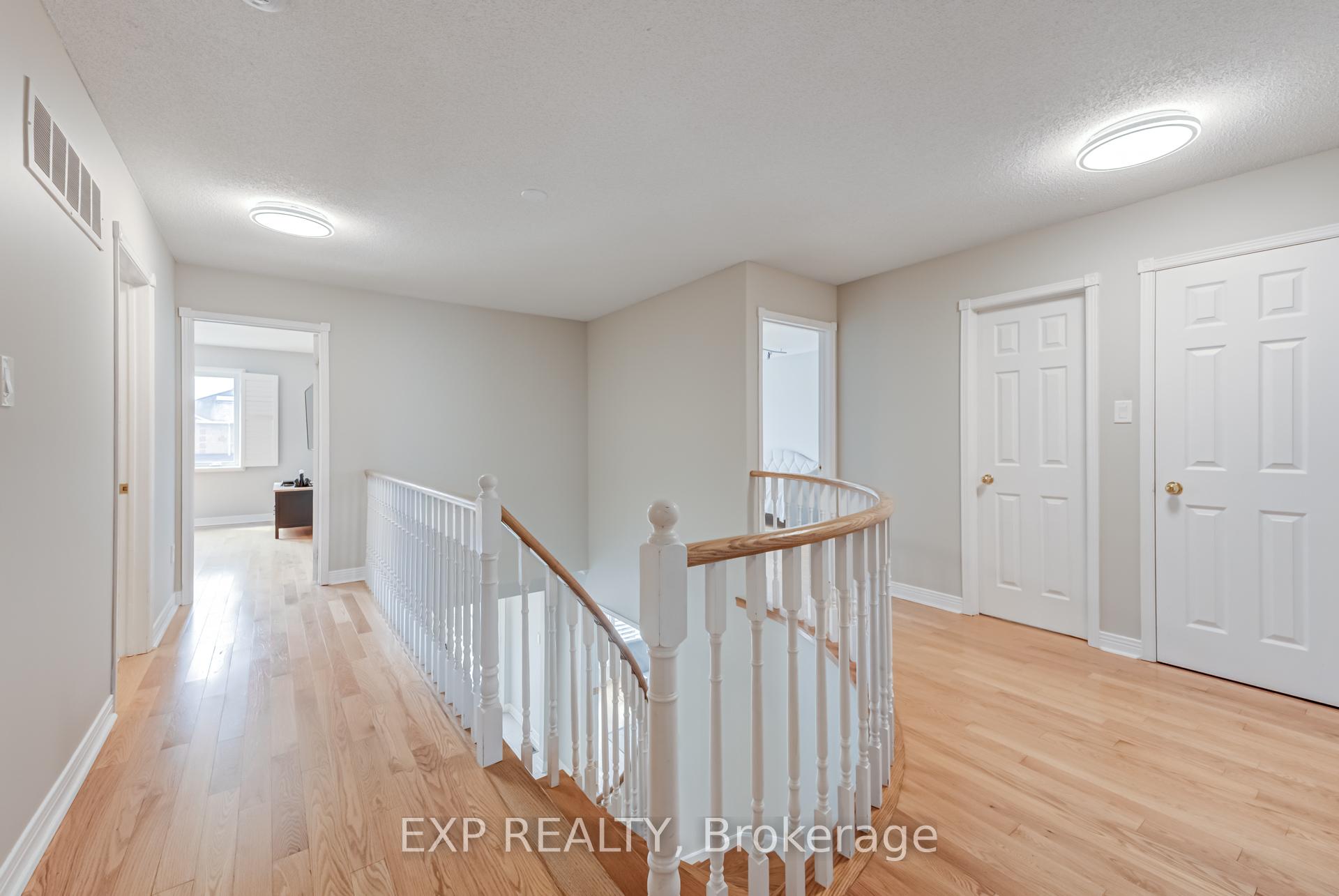 Photo 25 of 16 Jamieson Crescent, Whitby, Rolling Acres — HOMEH