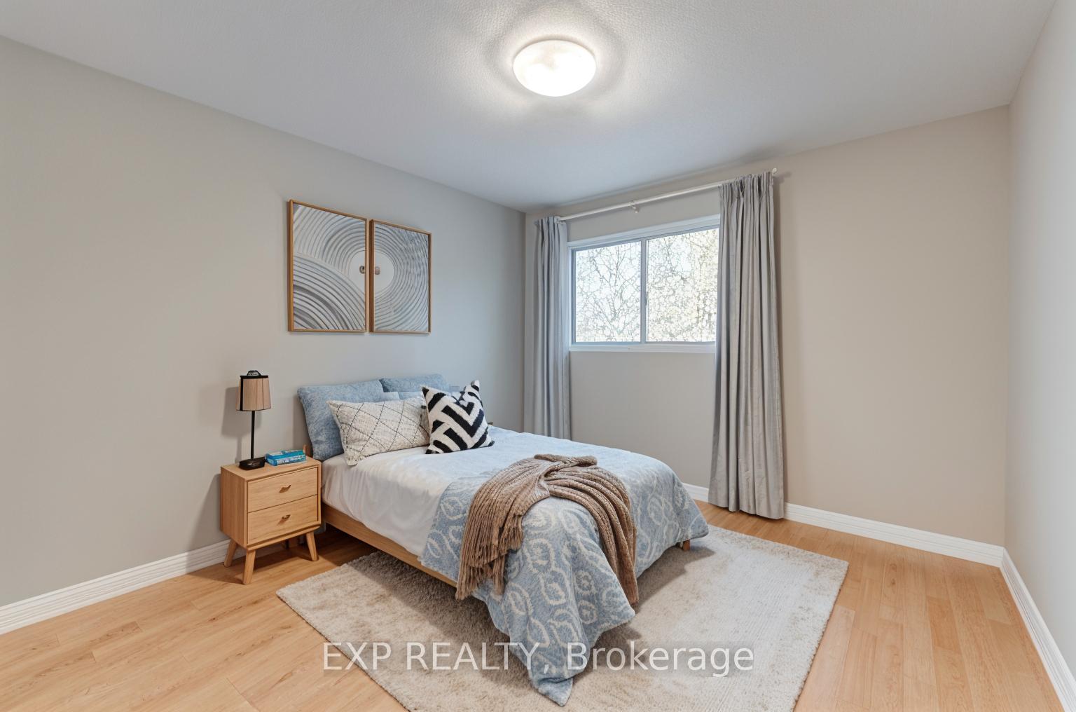 Photo 26 of 16 Jamieson Crescent, Whitby, Rolling Acres — HOMEH