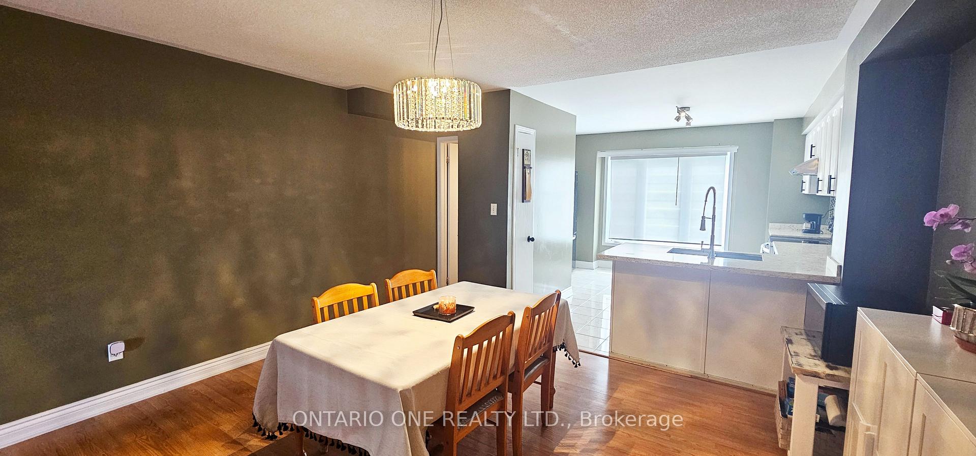 Photo 15 of 19 Talbotshire Street, Ajax, South West — HOMEH