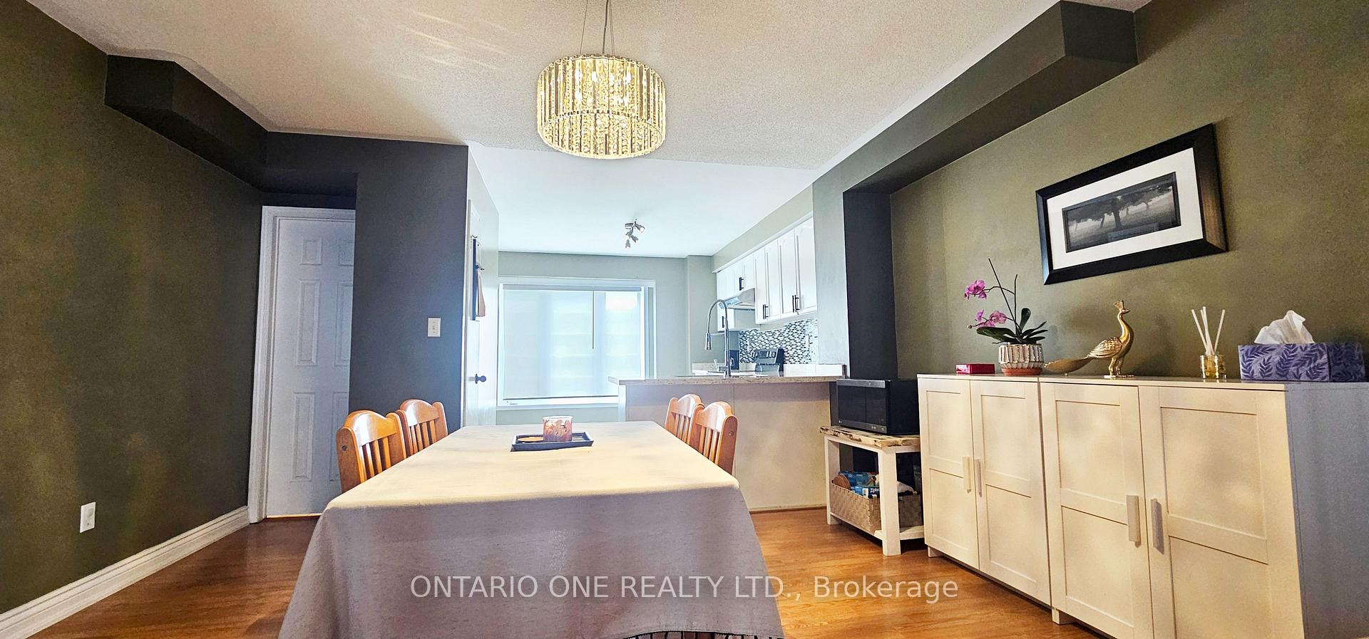 Photo 17 of 19 Talbotshire Street, Ajax, South West — HOMEH