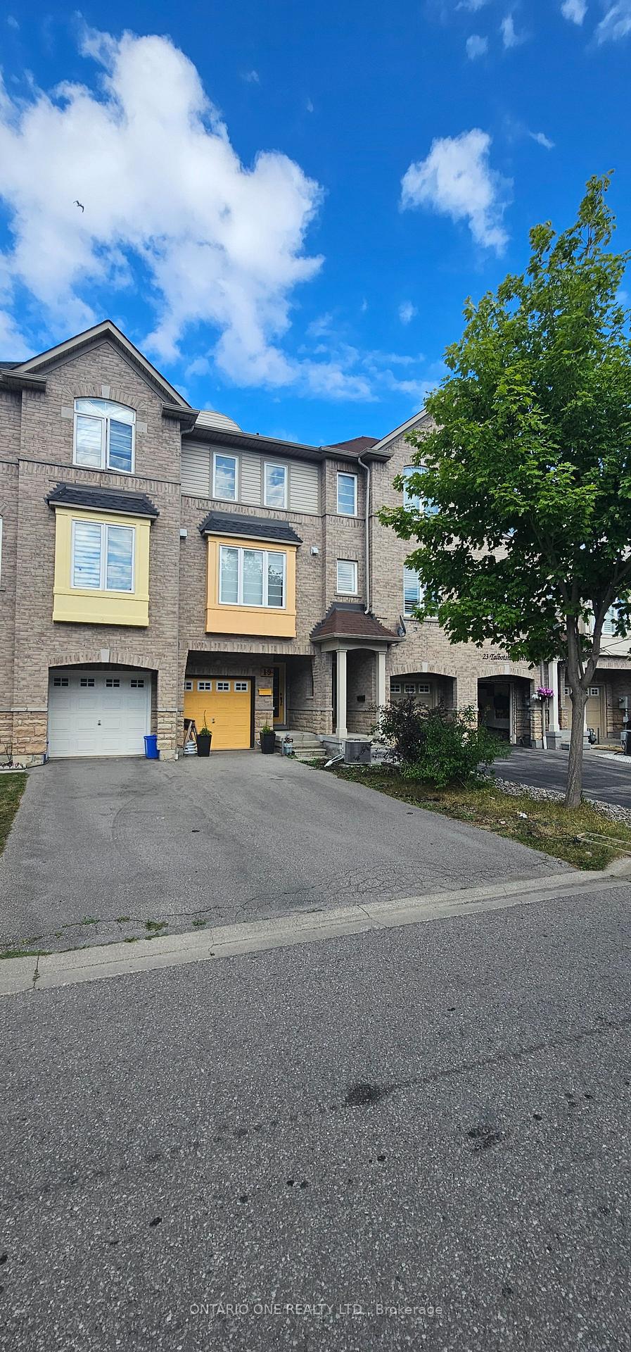 Photo 32 of 19 Talbotshire Street, Ajax, South West — HOMEH
