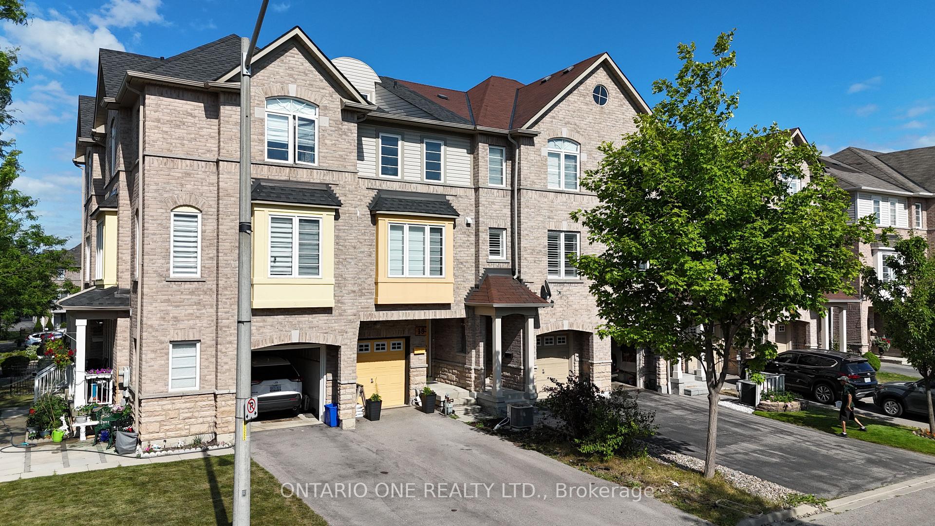 Photo 36 of 19 Talbotshire Street, Ajax, South West — HOMEH