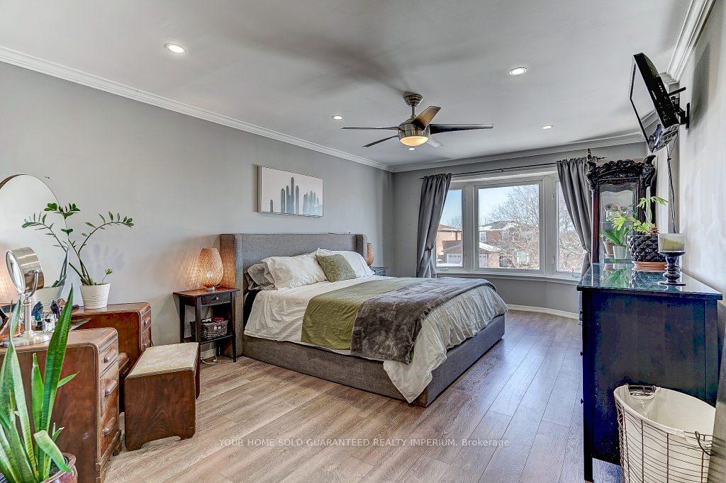 Photo 9 of 528 Mcleod Crescent, Pickering, Rosebank — HOMEH
