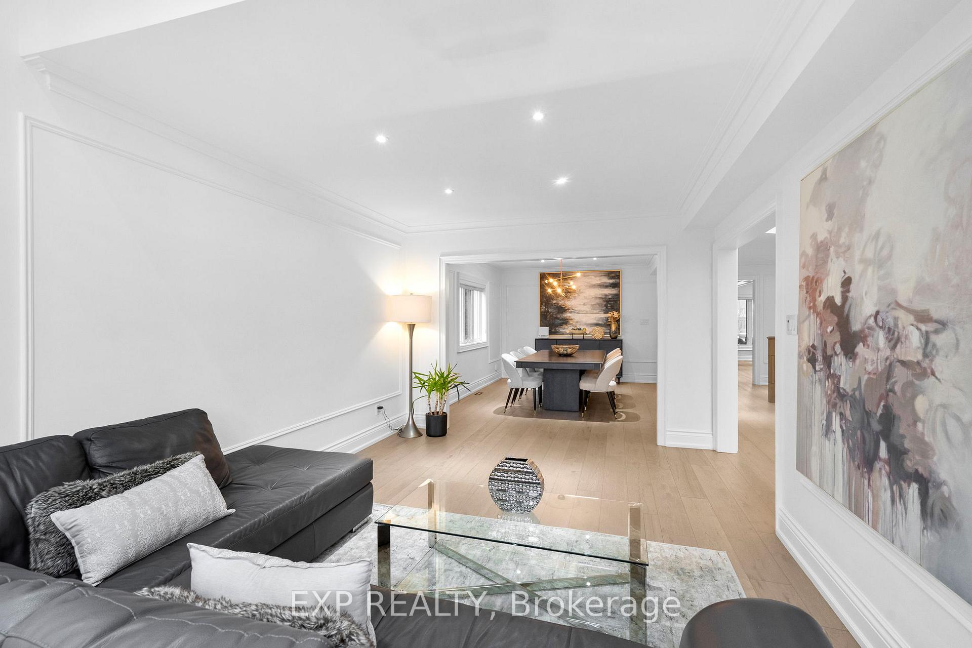 Photo 8 of 289 Westridge Drive, Vaughan, Kleinburg — HOMEH