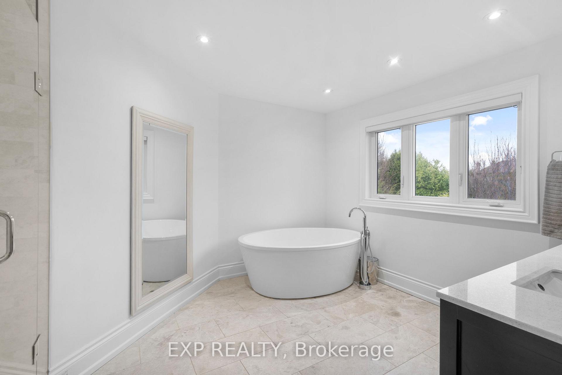 Photo 25 of 289 Westridge Drive, Vaughan, Kleinburg — HOMEH