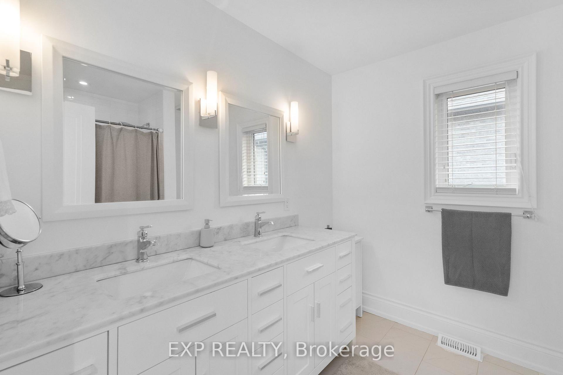 Photo 30 of 289 Westridge Drive, Vaughan, Kleinburg — HOMEH