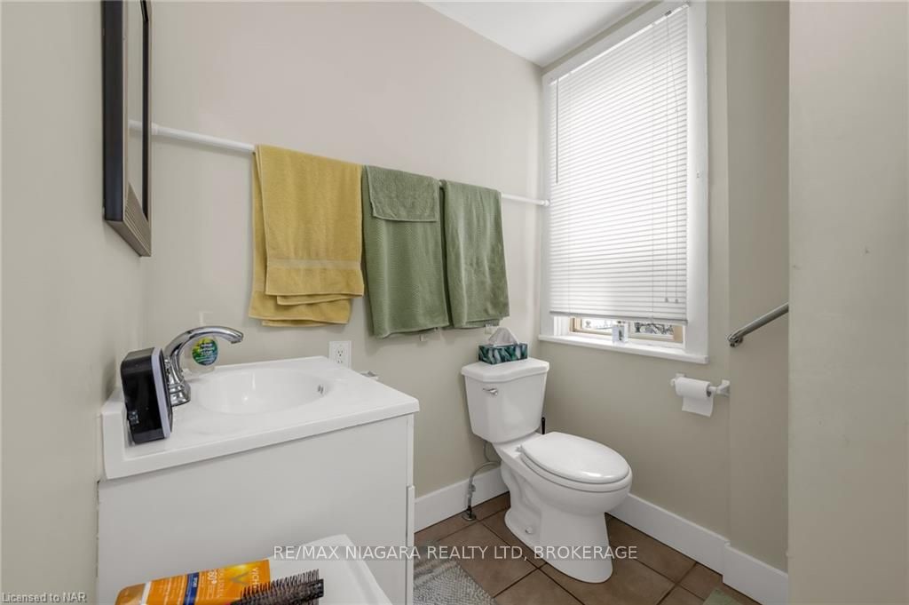 Photo 16 of 35 Shotwell Street, Welland, Prince Charles — HOMEH
