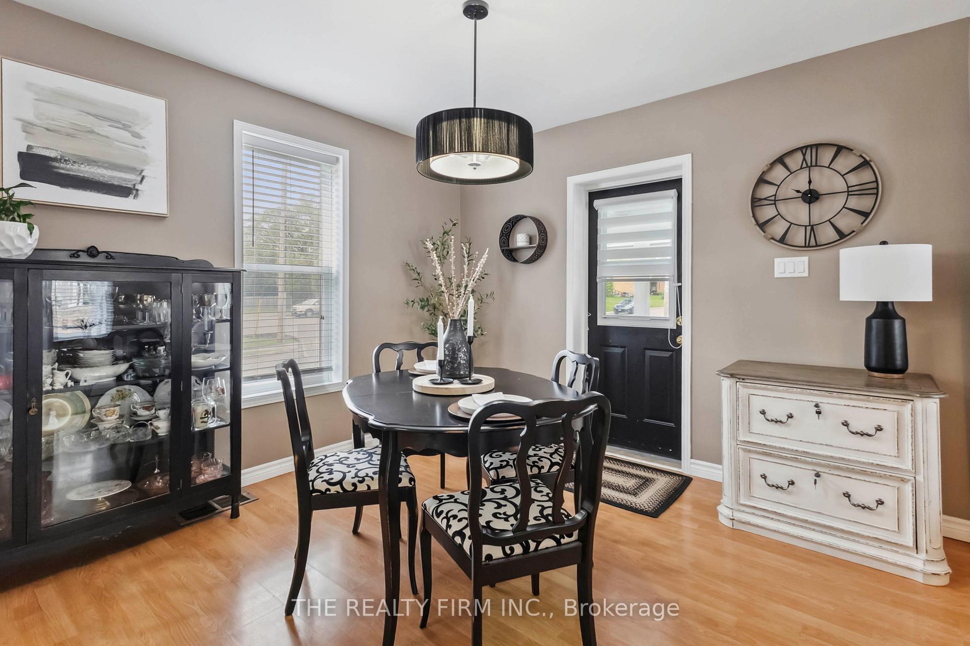 Photo 14 of 36 Walnut Street W, Aylmer — HOMEH
