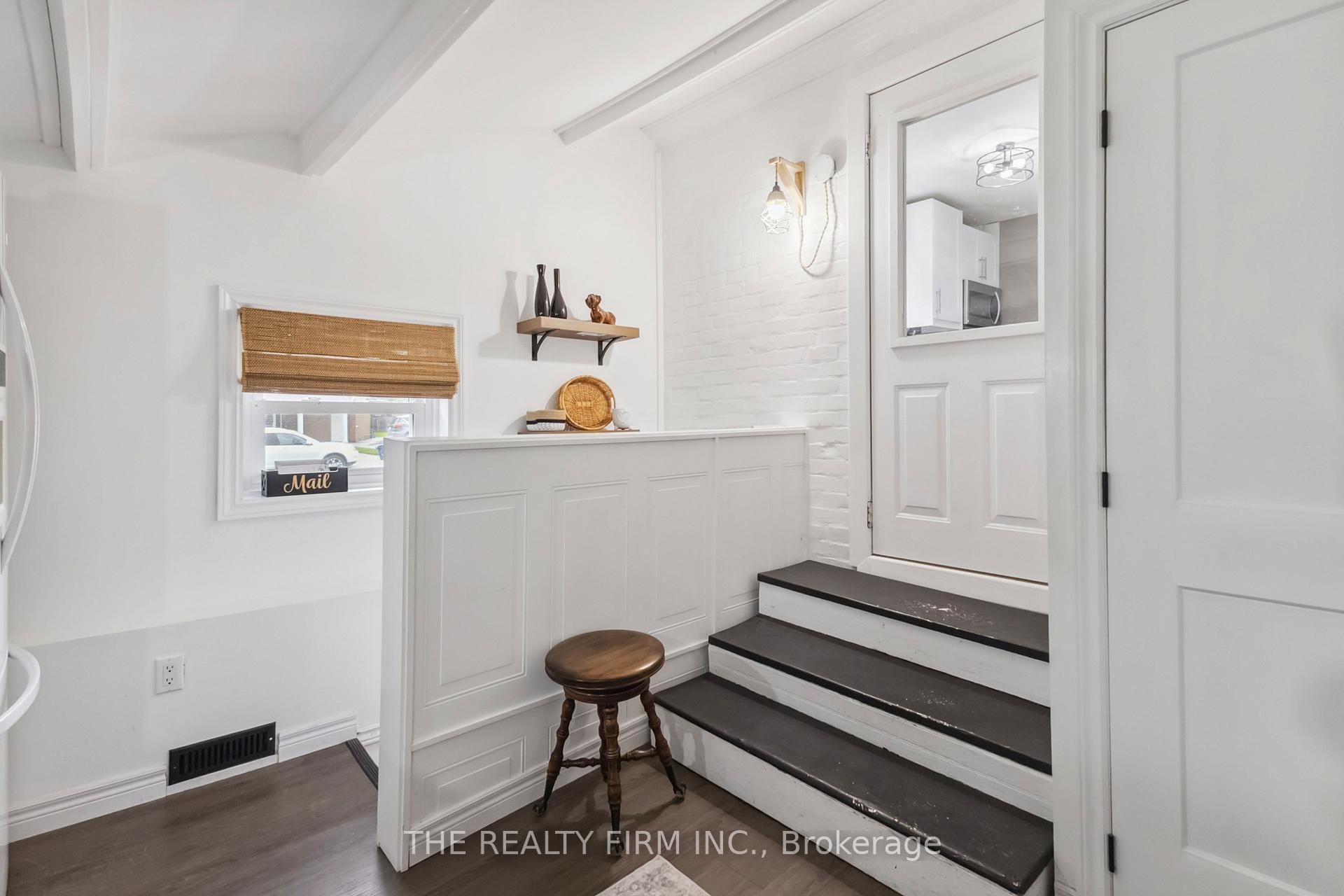 Photo 16 of 36 Walnut Street W, Aylmer — HOMEH
