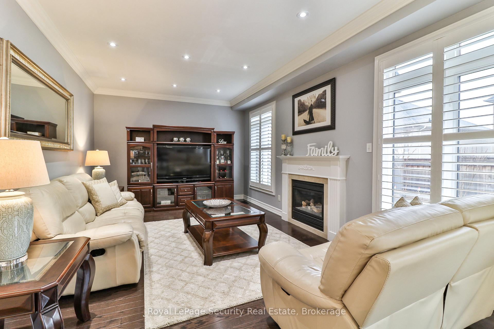 Photo 6 of 20 Vellore Avenue, Vaughan, Vellore Village — HOMEH