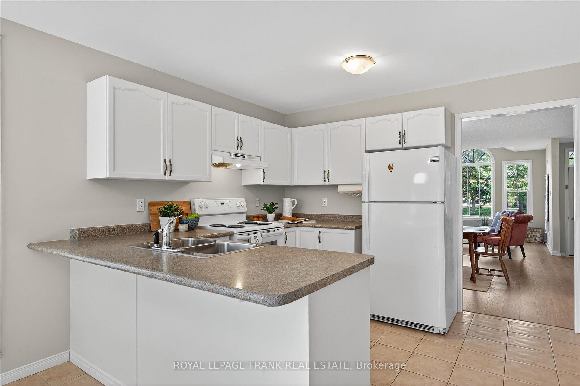 Photo 9 of 3075 Westridge Boulevard, Peterborough, Monaghan Ward 2 — HOMEH