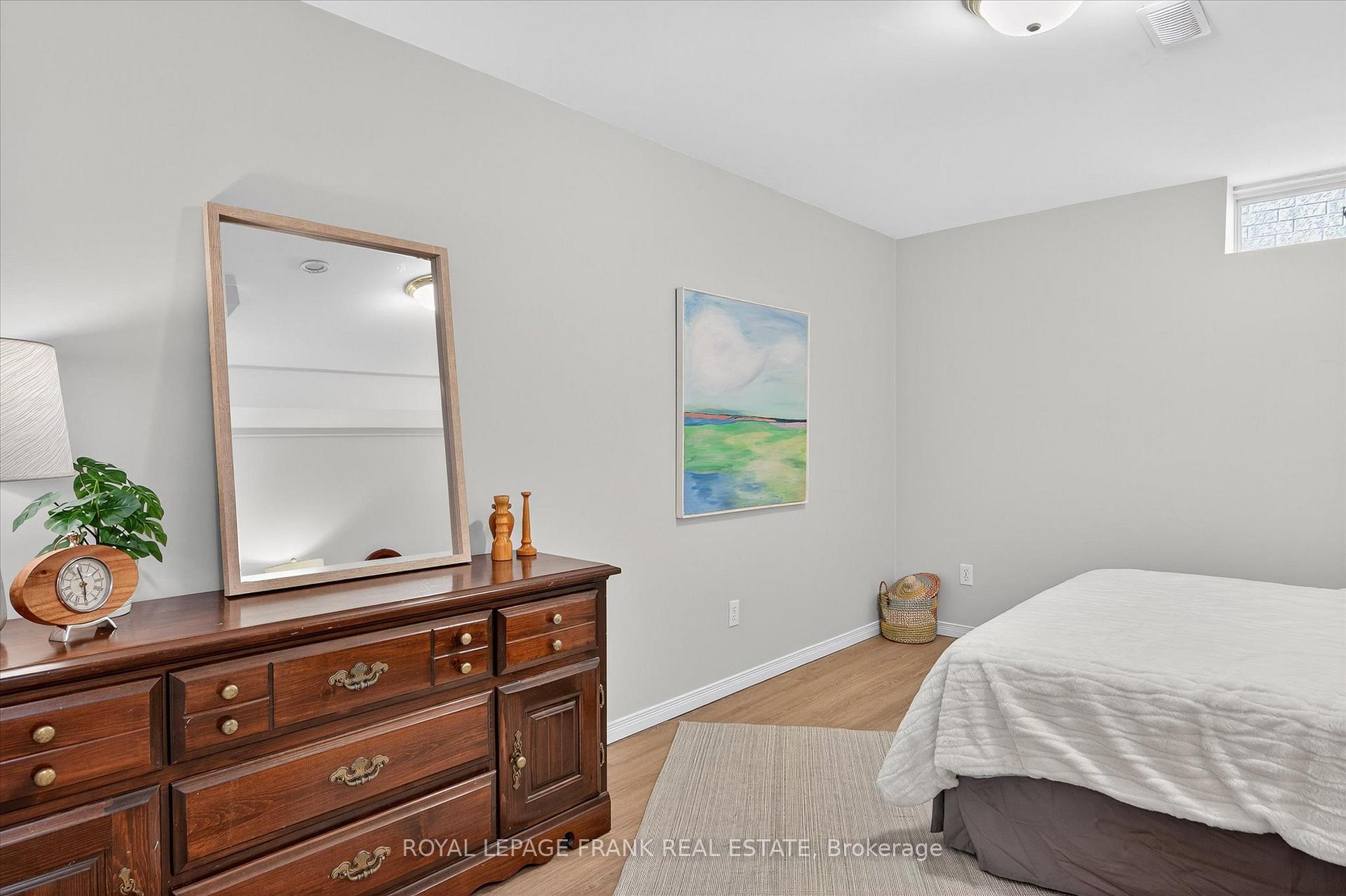 Photo 34 of 3075 Westridge Boulevard, Peterborough, Monaghan Ward 2 — HOMEH