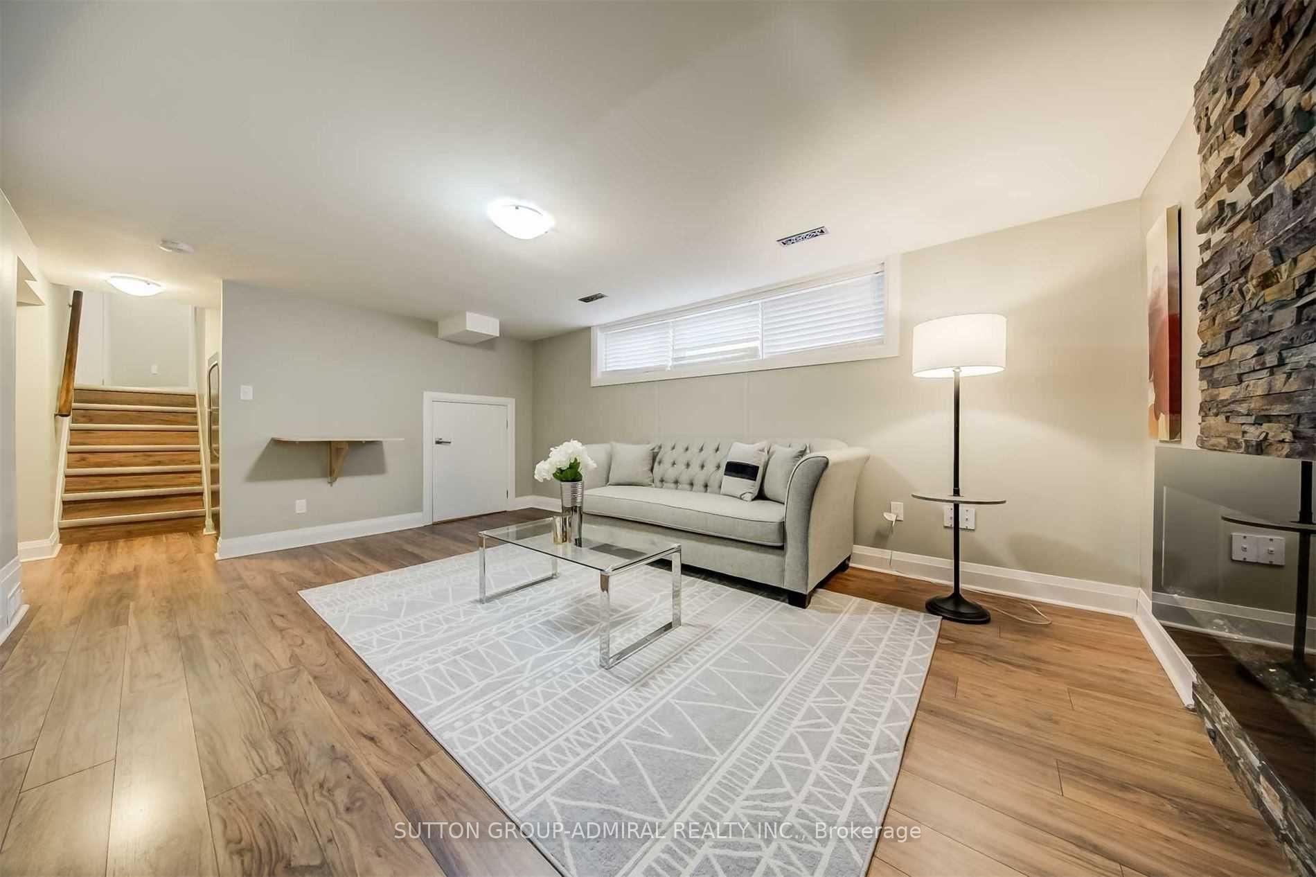 Photo 9 of 3 Hill Drive, Aurora, Aurora Heights — HOMEH