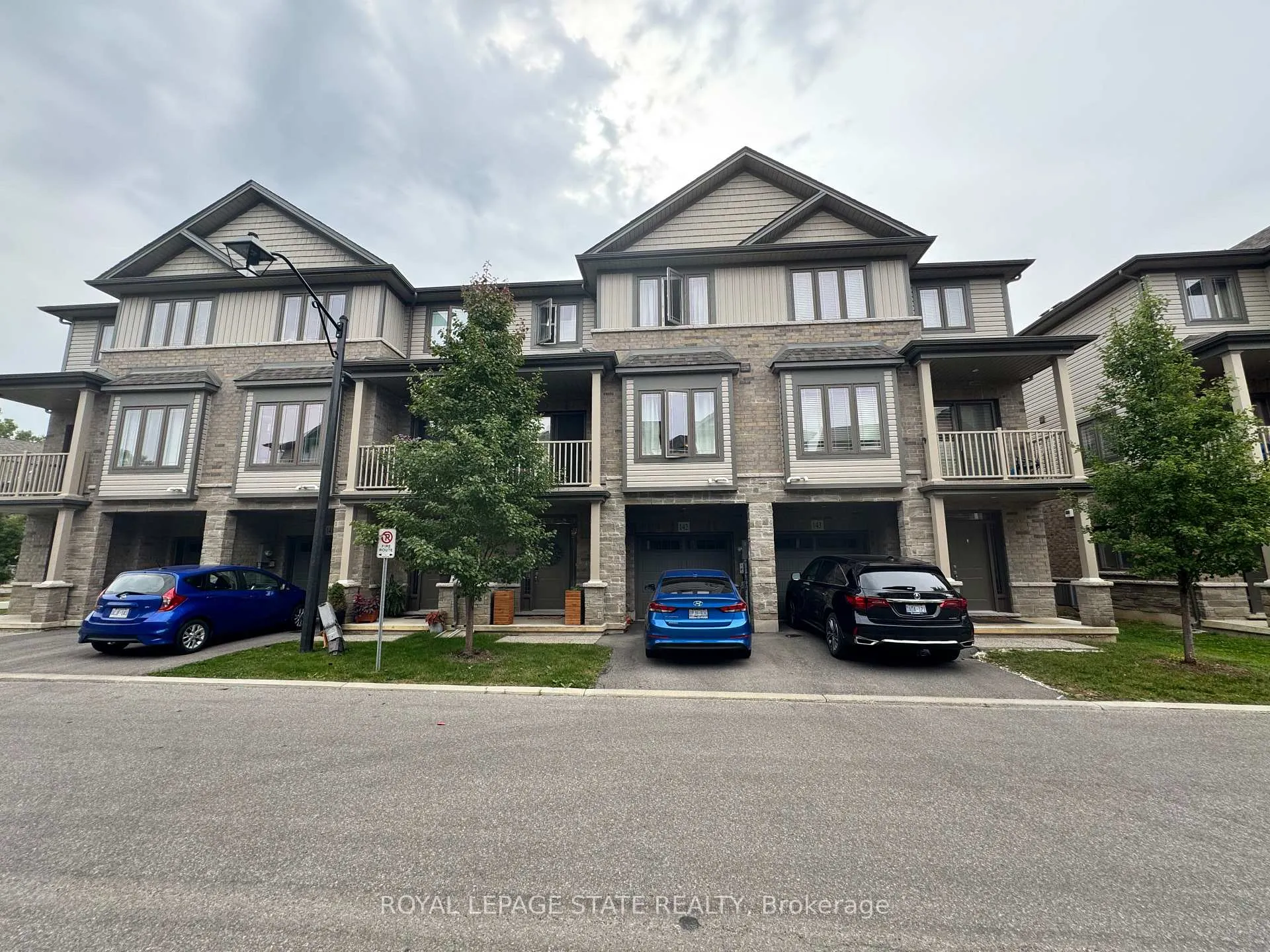 Photo 2 of Unit 142, 77 Diana Avenue, Brant, Brantford Twp — HOMEH
