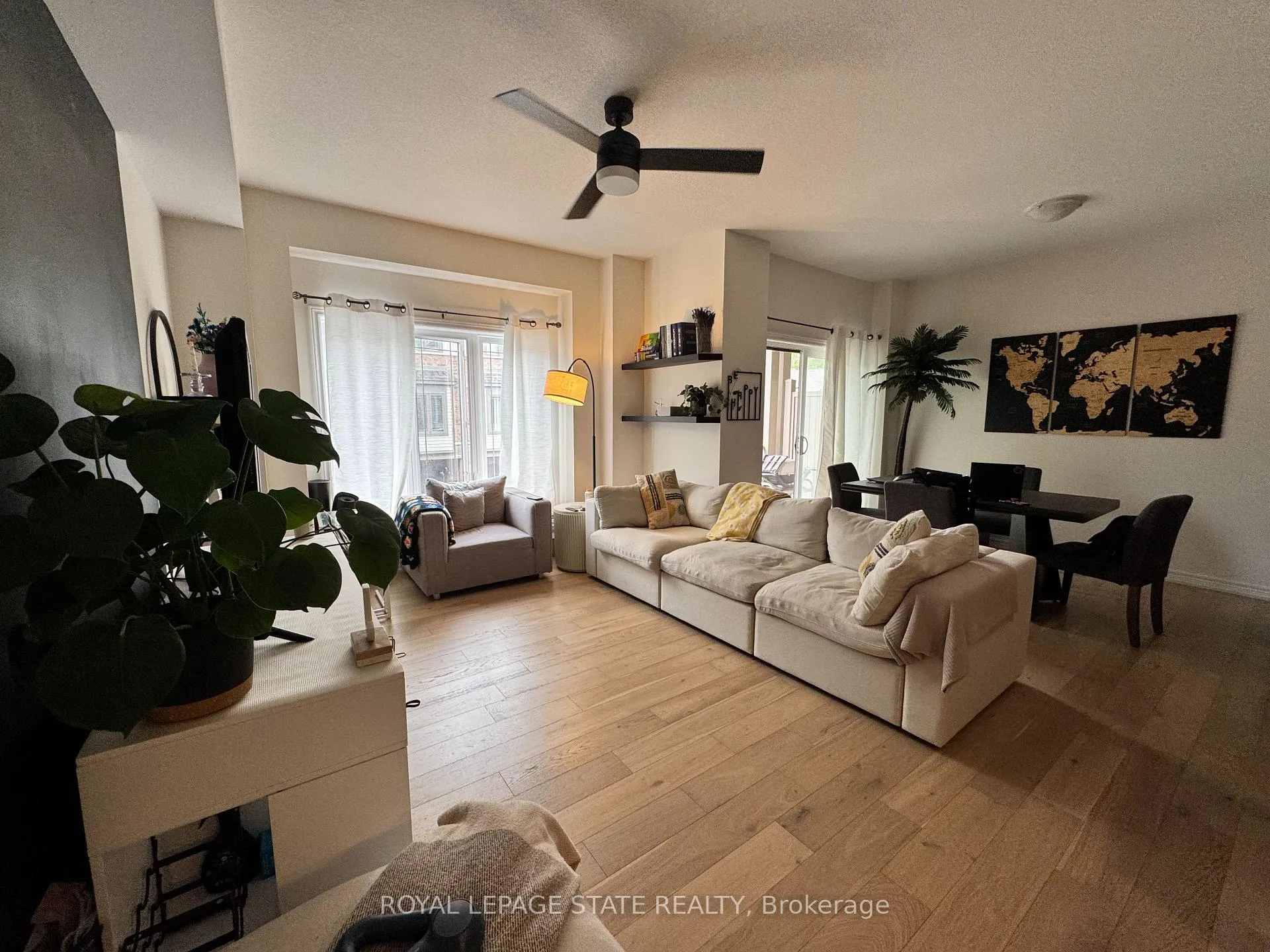 Photo 5 of Unit 142, 77 Diana Avenue, Brant, Brantford Twp — HOMEH