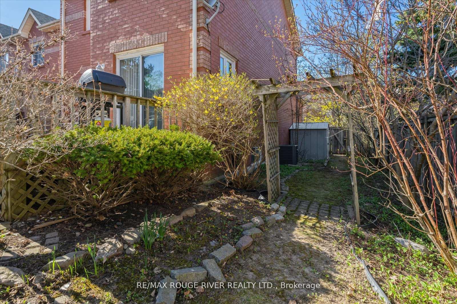 Photo 30 of 19 Wallace Drive, Whitby, Pringle Creek — HOMEH